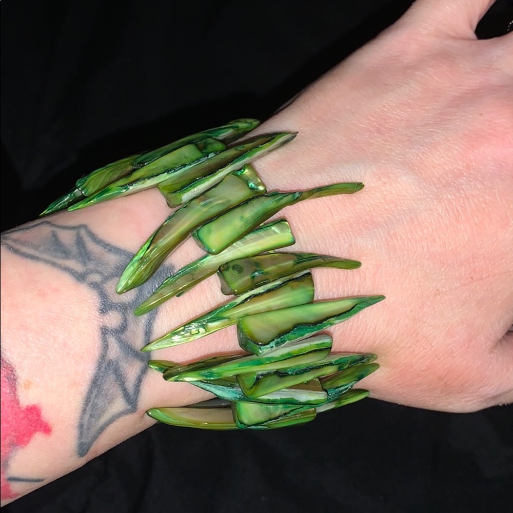 Spiked coral type bracelet